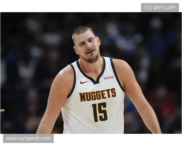 约基奇三节高效表现15投12中轻松砍下26分9篮板9助攻1盖帽